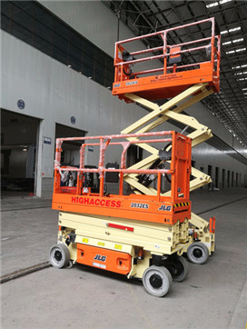 高空平臺工作.jpg 高空平臺工作.jpg登高車出租價格|高空作業平臺:登高車的優點